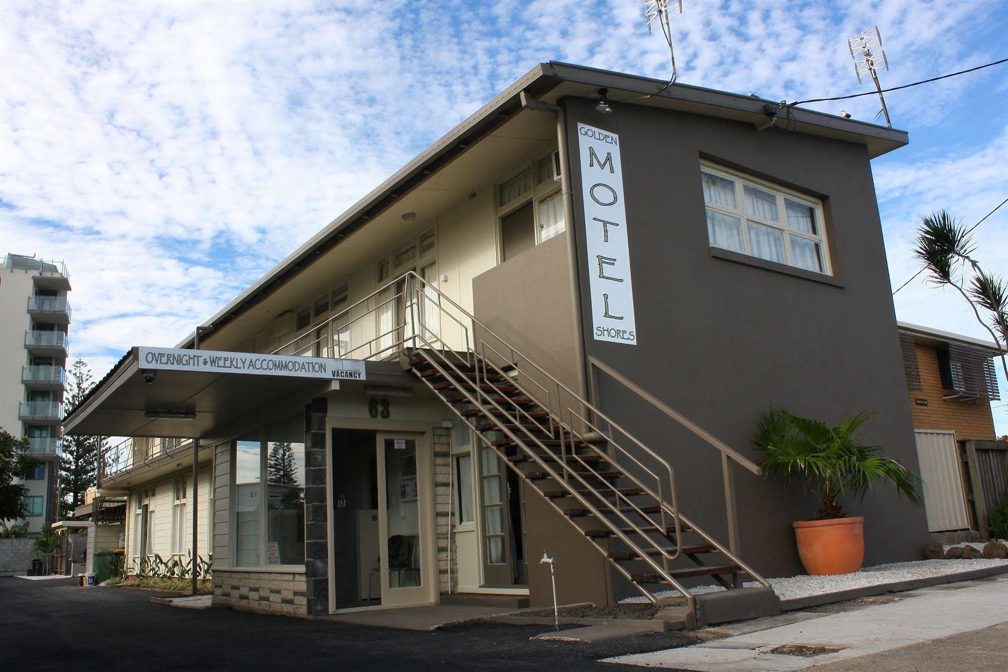 Golden Shores Motel Bilinga Екстериор снимка